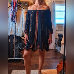 Forever 21 Bohemian Embroidered Scalloped Edge Off-Shoulder Flowy Dress Shirt